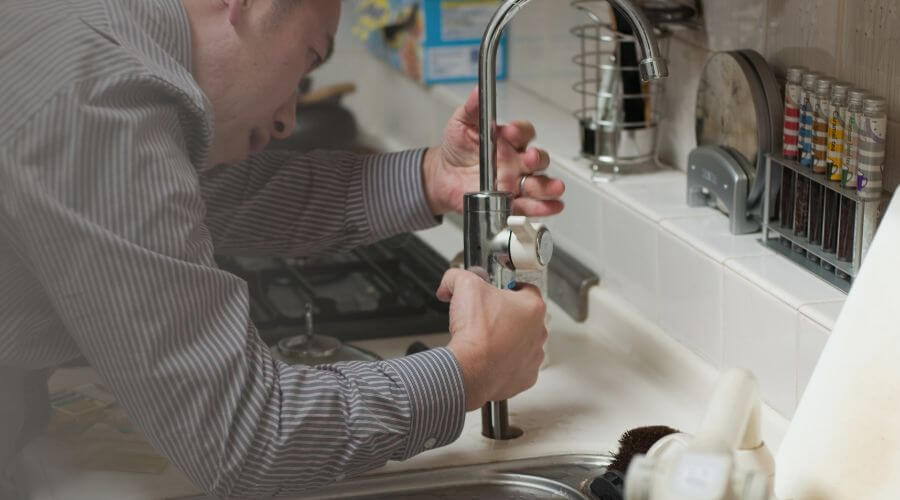 Professional bathroom faucet installation in Franklin, MO